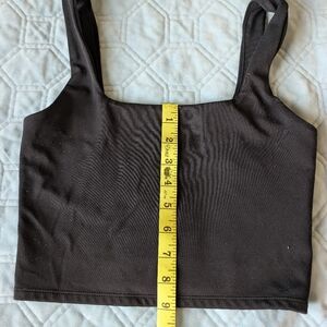 Express Body Contour High Compression Square Neck Crop Top